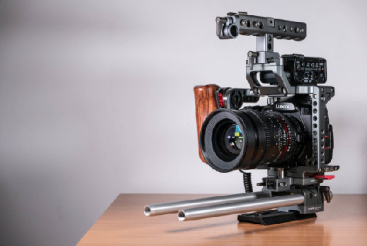 141928363403.png Tilta GH5 Cage 01.png