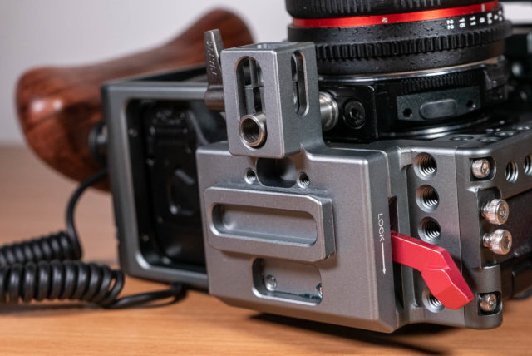 142318880989.png Tilta GH5 Cage 14.png